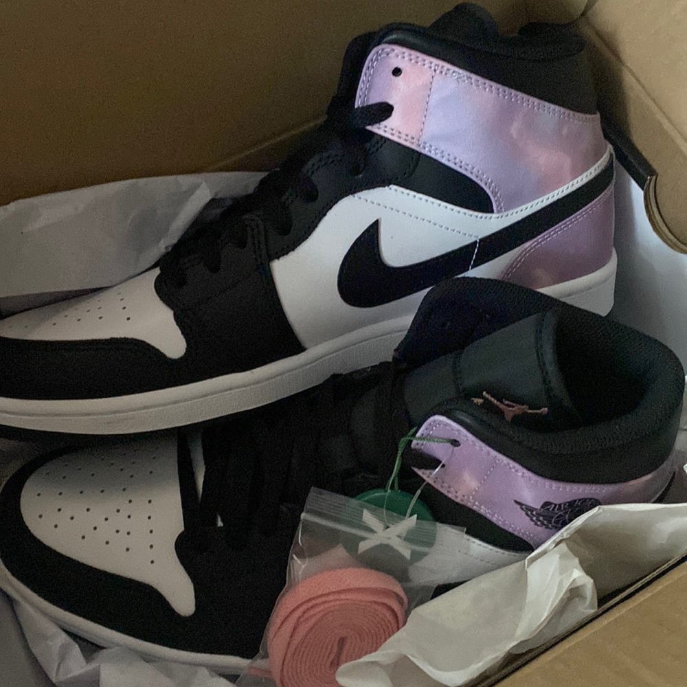 Men’s Air Jordan Mid SE